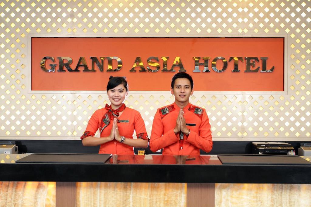 Grand Asia Hotel Makassar Exterior foto
