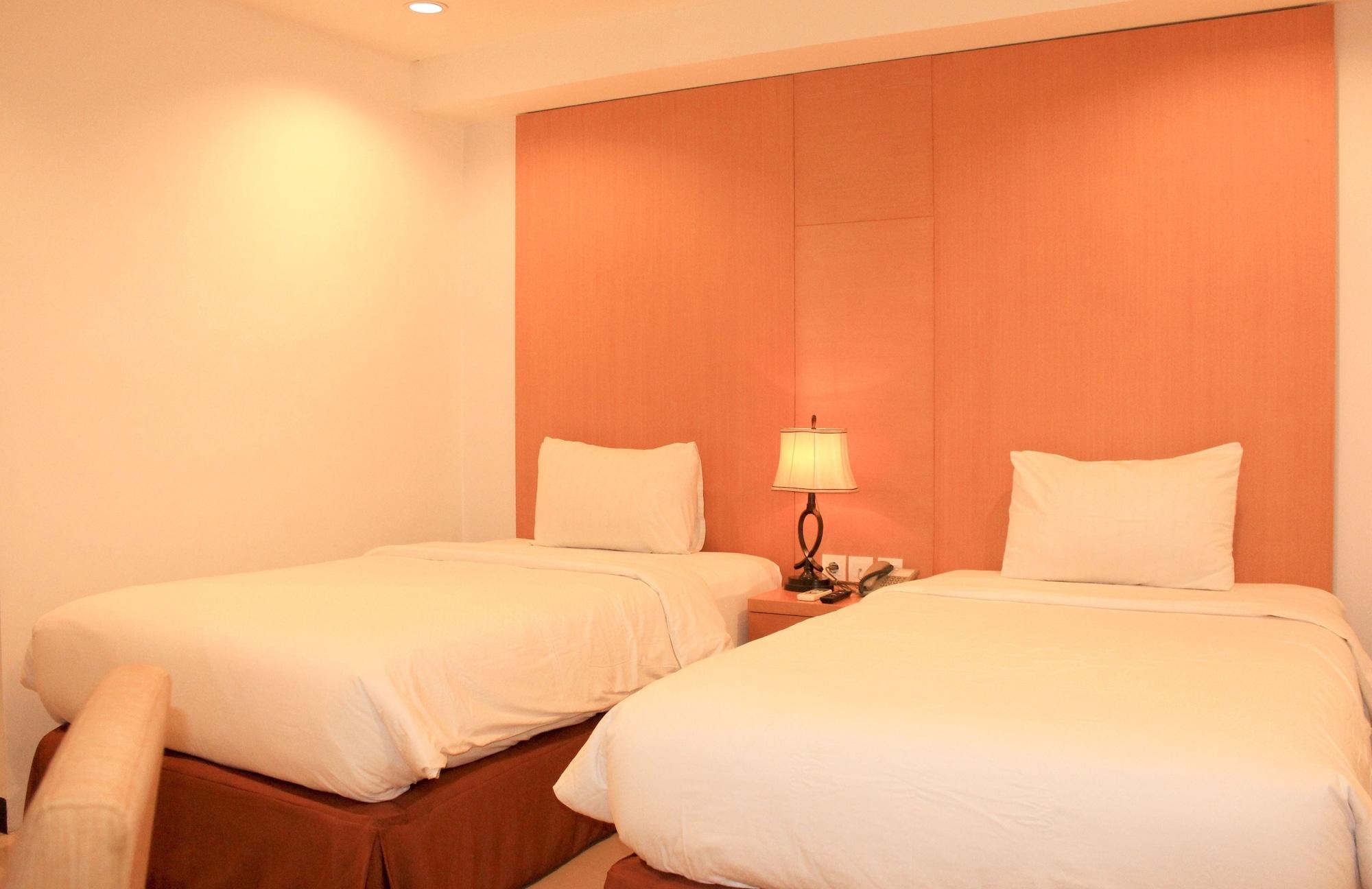 Grand Asia Hotel Makassar Exterior foto