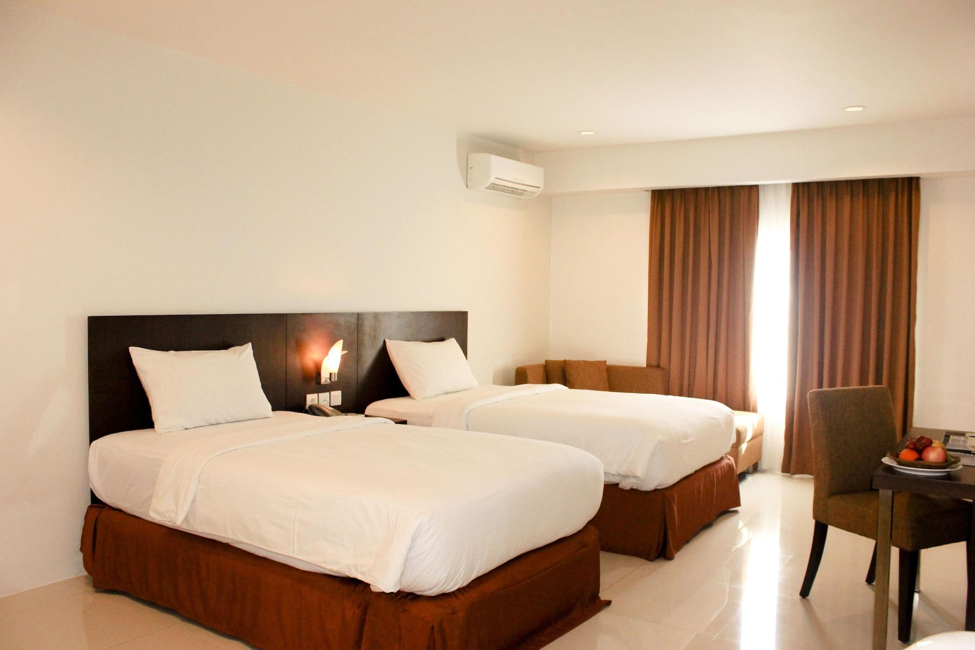 Grand Asia Hotel Makassar Exterior foto