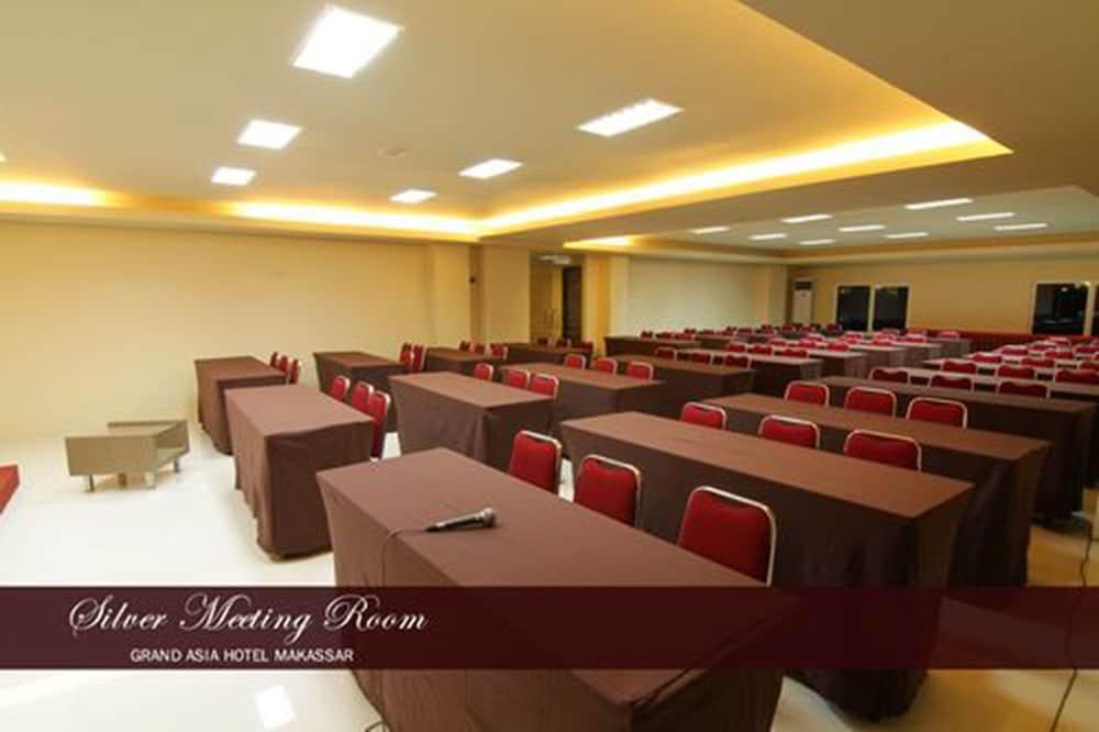 Grand Asia Hotel Makassar Exterior foto
