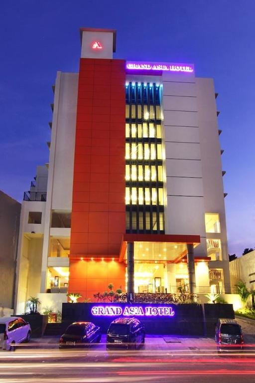 Grand Asia Hotel Makassar Exterior foto
